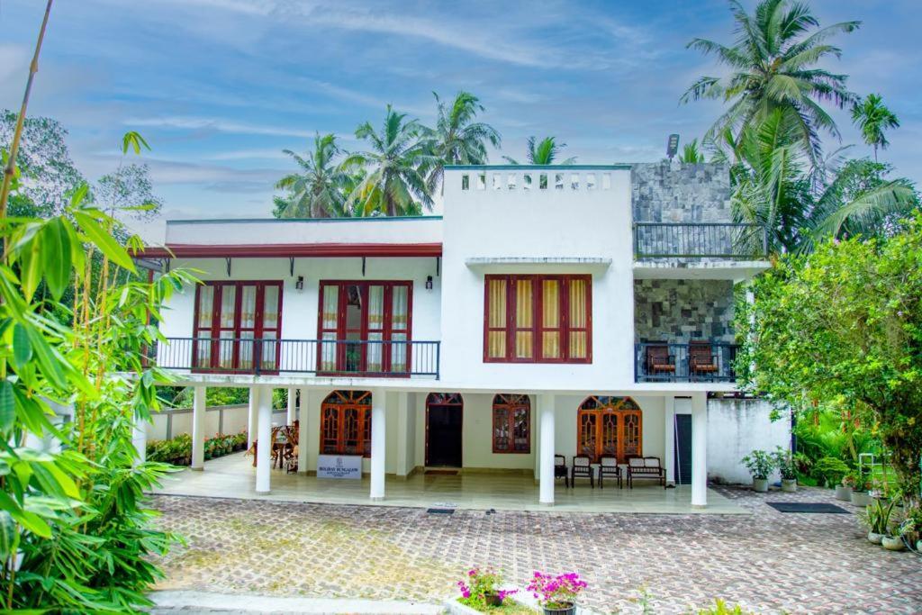 Healand Holiday Bungalow And Restaurant Deniyaya Esterno foto